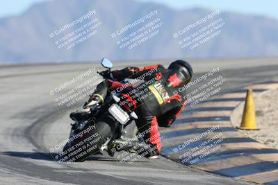 media/Jan-10-2026-Race Pace (Sat) [[3e4fee349c]]/2-Verified/Session 4 (Turn 12 Backside)/